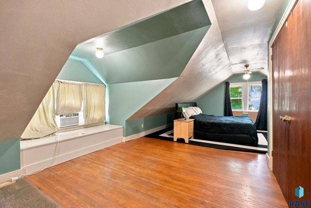 1408 S Summit Ave Avenue, Sioux Falls, SD 57105