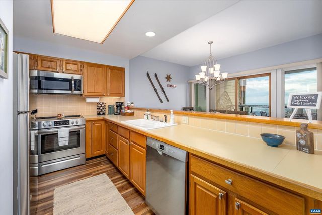 1717 HIGH RIDGE CONDOS, Wintergreen Resort, VA 22967