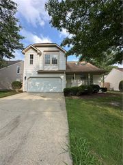 208 Oak Grove RN, Chesapeake, VA 23320