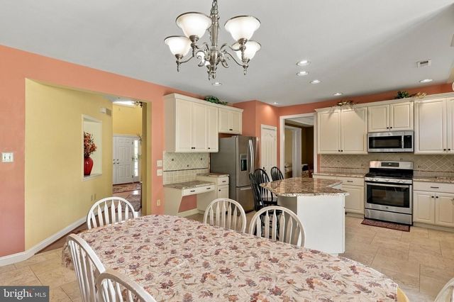 99 SALFORD WAY, Telford, PA 18969