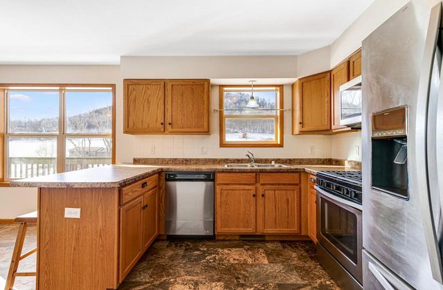 500 White Tail DRIVE, Stoddard, WI 54658