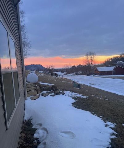 500 White Tail DRIVE, Stoddard, WI 54658