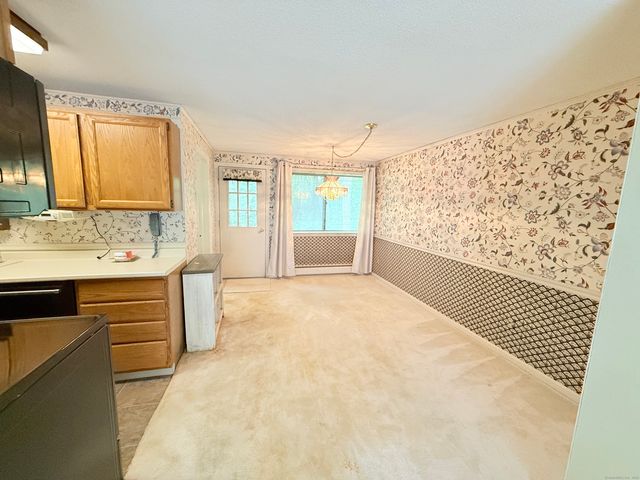 290 Meridian Street APT F, Groton, CT 06340