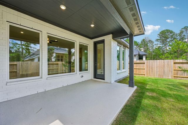 29756 Brushy Gables Drive, Magnolia, TX 77354