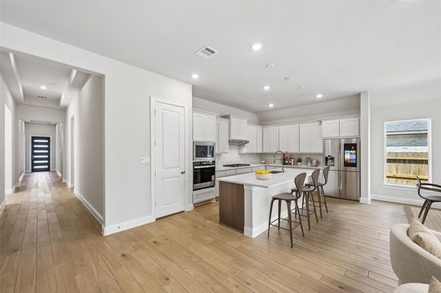 29756 Brushy Gables Drive, Magnolia, TX 77354