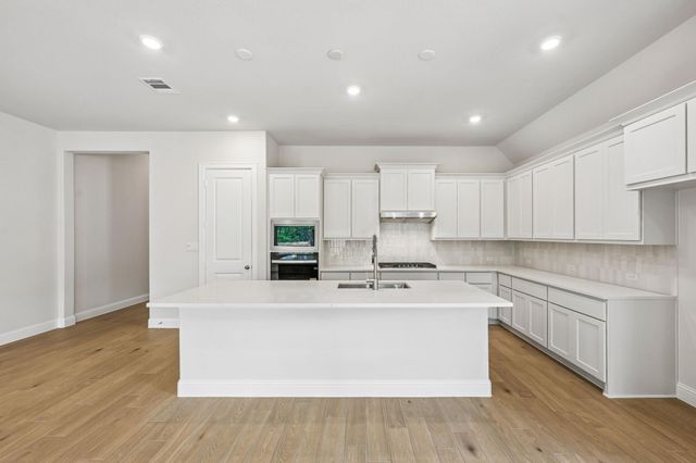 29756 Brushy Gables Drive, Magnolia, TX 77354