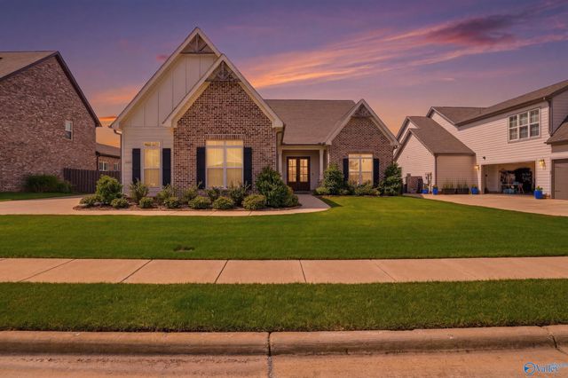 6306 Loring Loop NW, Huntsville, AL 35806