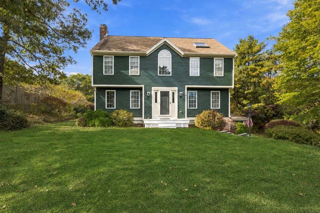 45 Wyndham Hill Dr, Plymouth, MA 02360