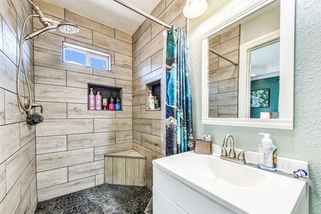 1608 Dabney Drive, Pasadena, TX 77502