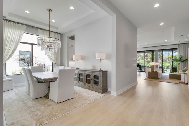 13242 Artisan Circle, Palm Beach Gardens, FL 33418