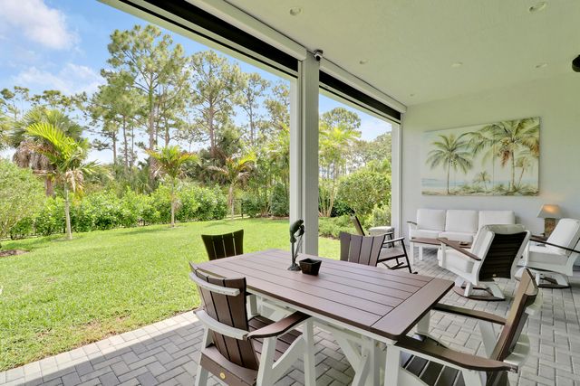 13242 Artisan Circle, Palm Beach Gardens, FL 33418