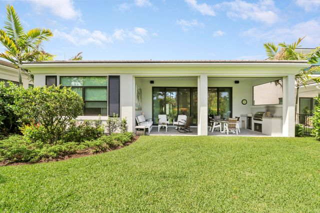 13242 Artisan Circle, Palm Beach Gardens, FL 33418