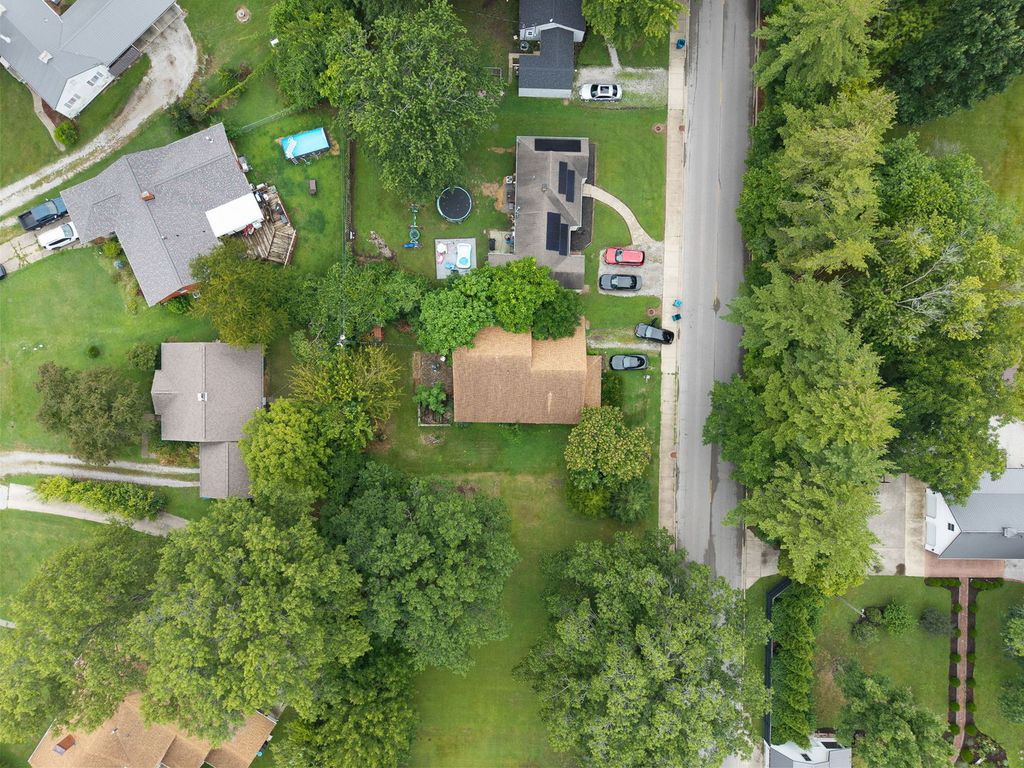 Image 38 of property listing at 811 S Lincoln Boulevard, Centralia, IL 62801