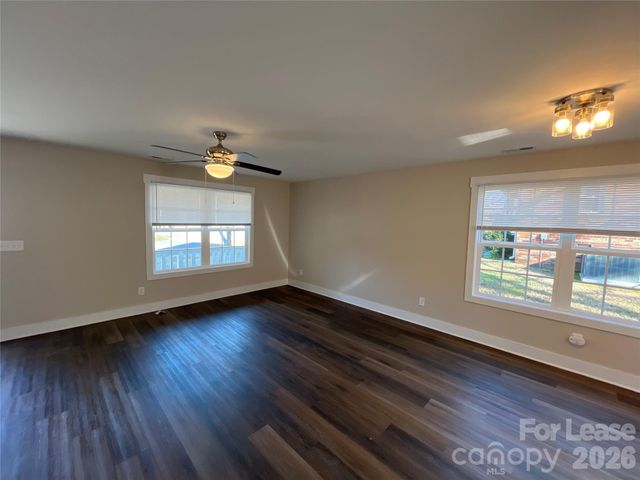 1402 Martin Luther King Jr Avenue B, Kannapolis, NC 28083