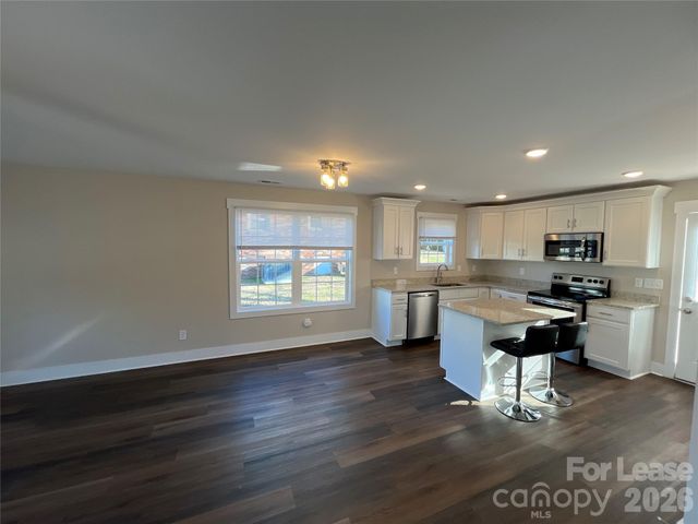 1402 Martin Luther King Jr Avenue B, Kannapolis, NC 28083