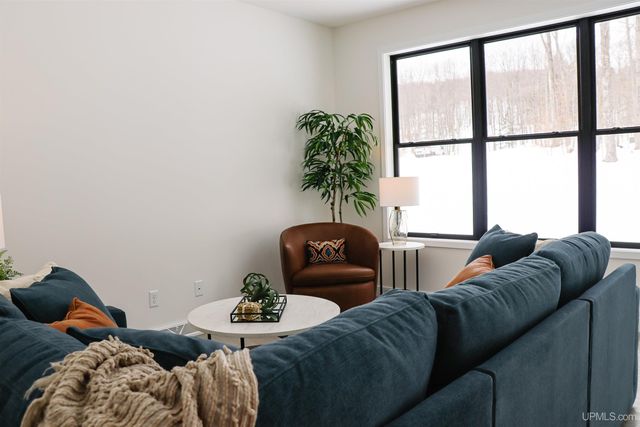 3401 Nuthatch Lane, Marquette, MI 49855