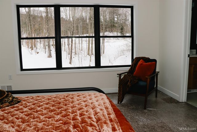 3401 Nuthatch Lane, Marquette, MI 49855