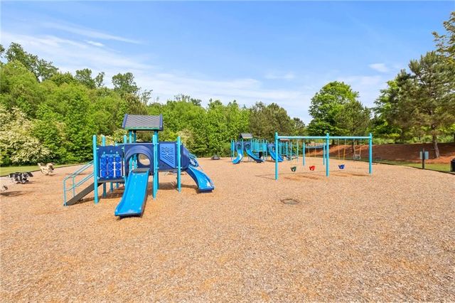110 Valdosta Avenue, Canton, GA 30114