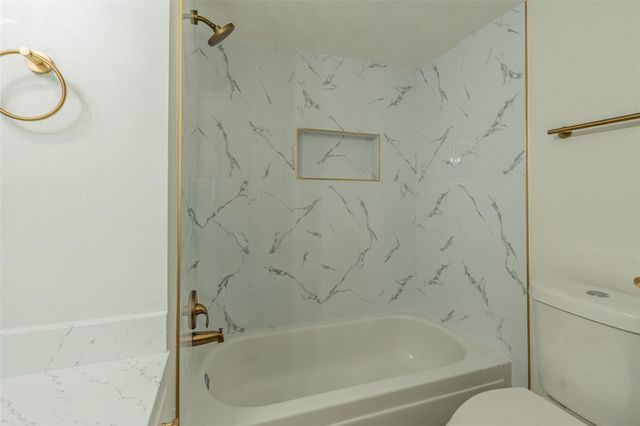 14555 Wunderlich Drive 3105, Houston, TX 77069