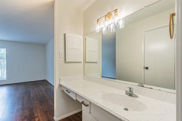 14555 Wunderlich Drive 3105, Houston, TX 77069