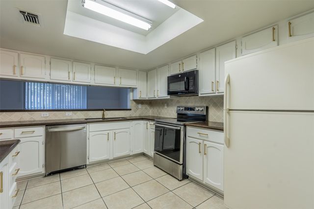 14555 Wunderlich Drive 3105, Houston, TX 77069