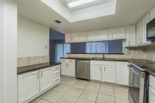 14555 Wunderlich Drive 3105, Houston, TX 77069