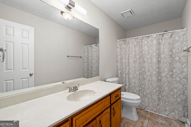 180 Wilbanks Drive, Fayetteville, GA 30215