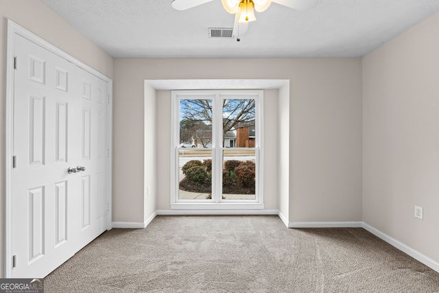 180 Wilbanks Drive, Fayetteville, GA 30215