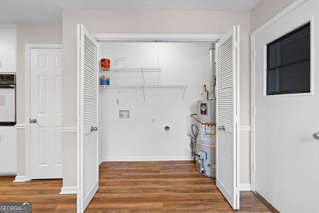 180 Wilbanks Drive, Fayetteville, GA 30215