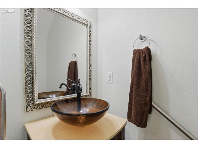 5611 Ne 95TH St, Vancouver, WA 98665