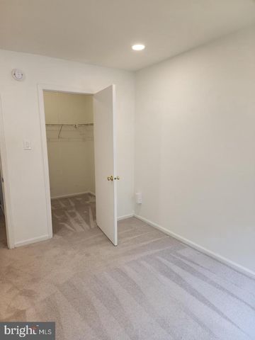 25 FORSYTHIA CT, Lafayette Hill, PA 19444