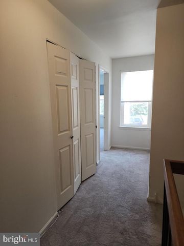 25 FORSYTHIA CT, Lafayette Hill, PA 19444