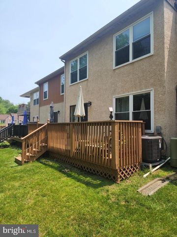 25 FORSYTHIA CT, Lafayette Hill, PA 19444