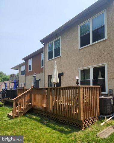 25 FORSYTHIA CT, Lafayette Hill, PA 19444