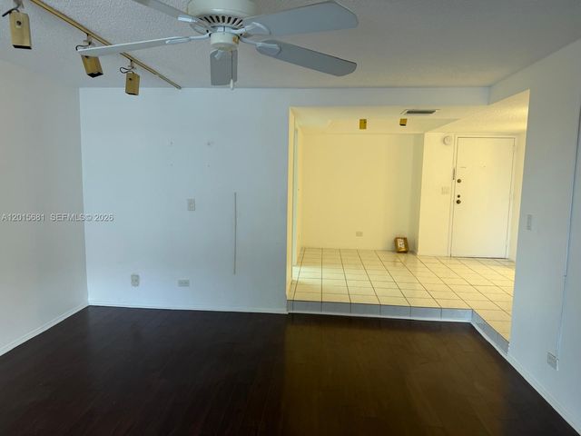 3720 Inverrary Dr 2K, Lauderhill, FL 33319
