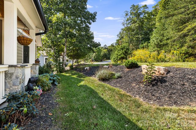 14 Sugarland Ridge Trail, Fairview, NC 28730