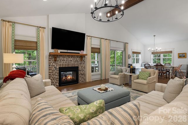 14 Sugarland Ridge Trail, Fairview, NC 28730