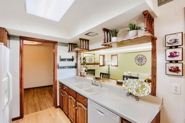 558 113th Lane NW, Coon Rapids, MN 55448