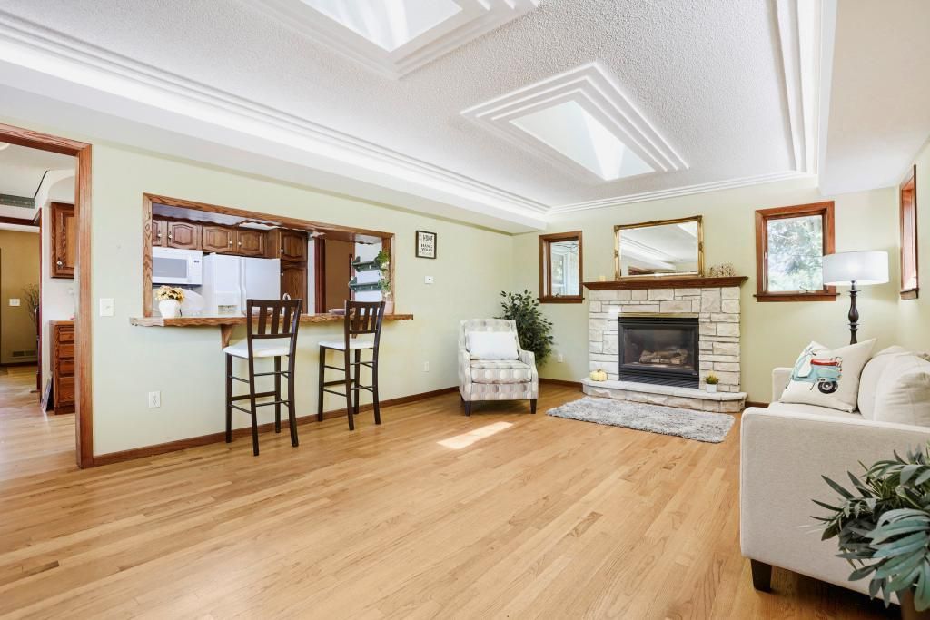 558 113th Lane NW, Coon Rapids, MN 55448