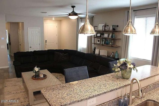 3850 E BALSAM Drive, Chandler, AZ 85286