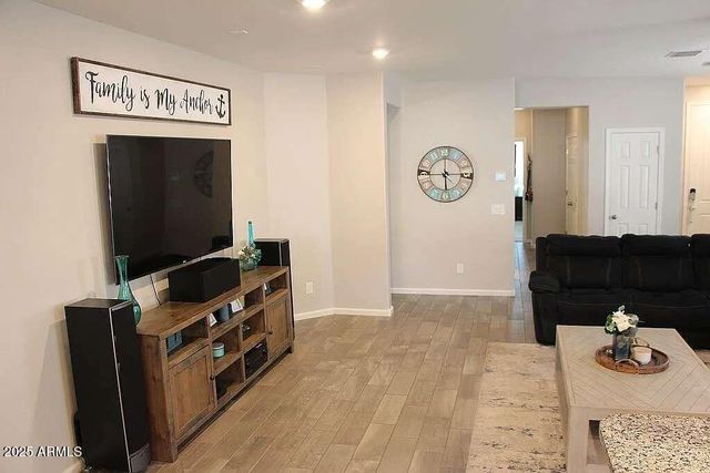 3850 E BALSAM Drive, Chandler, AZ 85286