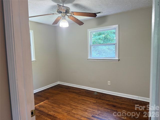 267 Hoopaugh Avenue, Ellenboro, NC 28040