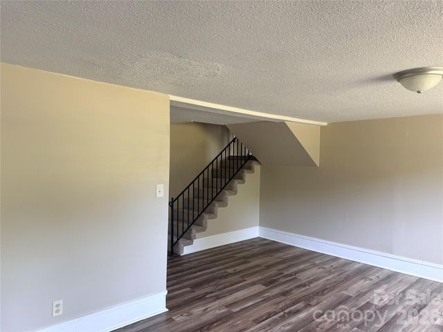 267 Hoopaugh Avenue, Ellenboro, NC 28040