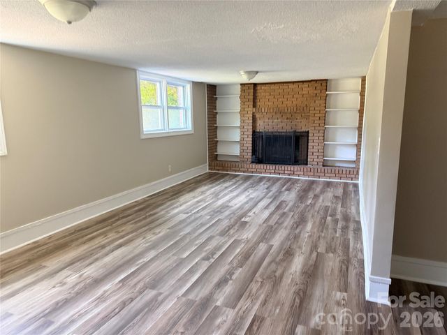 267 Hoopaugh Avenue, Ellenboro, NC 28040
