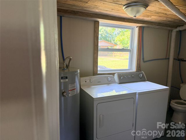 267 Hoopaugh Avenue, Ellenboro, NC 28040