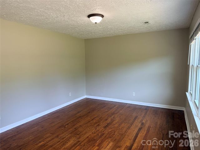 267 Hoopaugh Avenue, Ellenboro, NC 28040