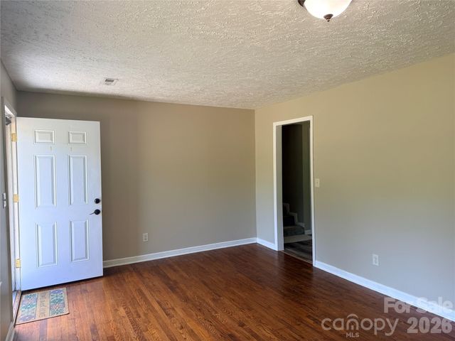 267 Hoopaugh Avenue, Ellenboro, NC 28040