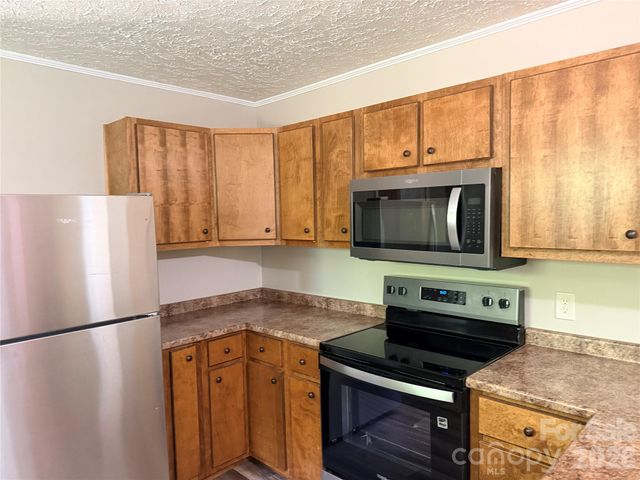 267 Hoopaugh Avenue, Ellenboro, NC 28040