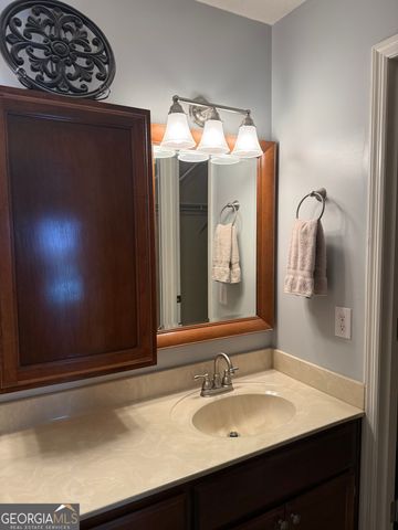 120 Esterine Drive, Warner Robins, GA 31093