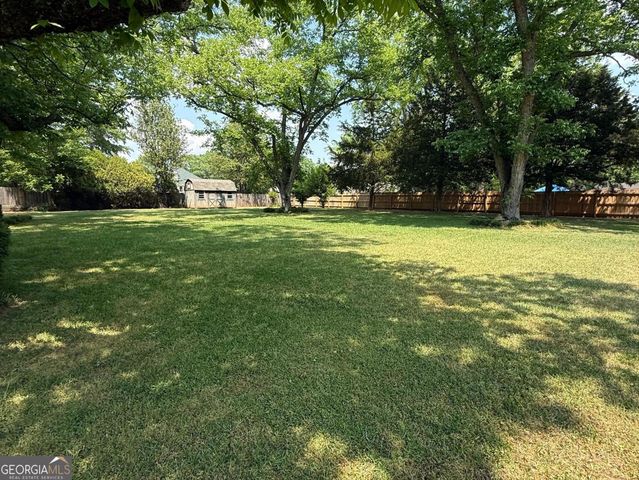 120 Esterine Drive, Warner Robins, GA 31093